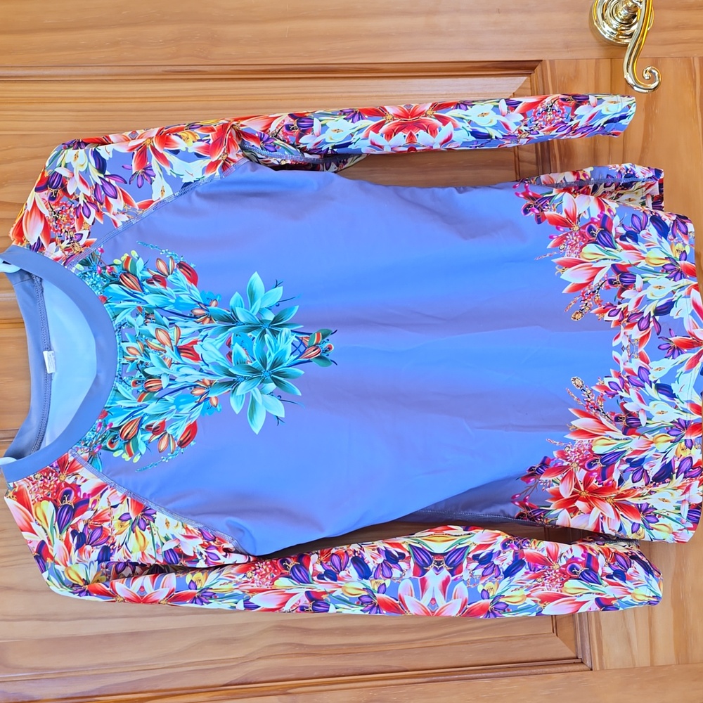 Womens Rash Guard
